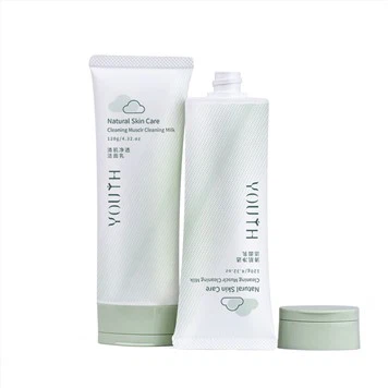 Tiwb Plastig Gyda Chapiau